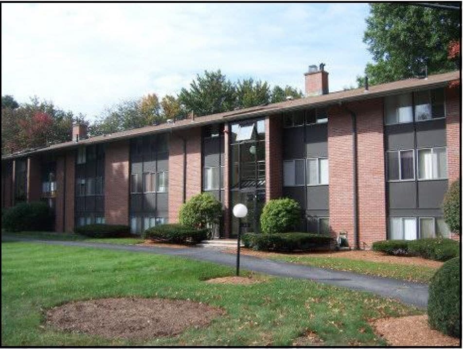 6 Longwood Drive #5
