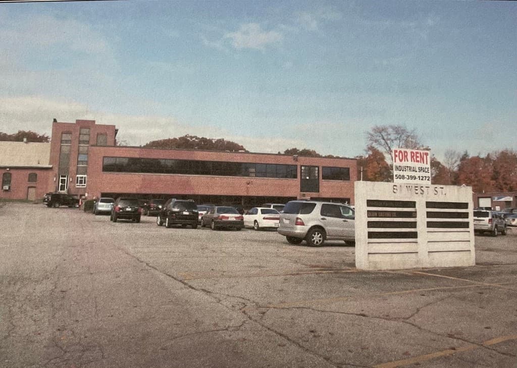 81 West St photo 2