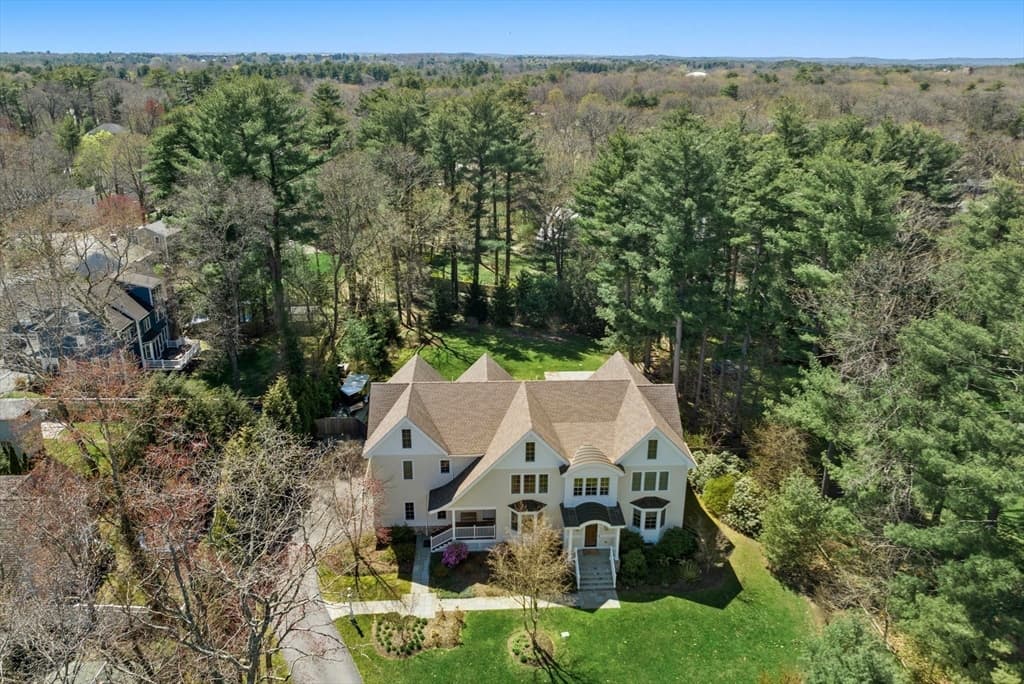 24 Oakdale Ave photo 2