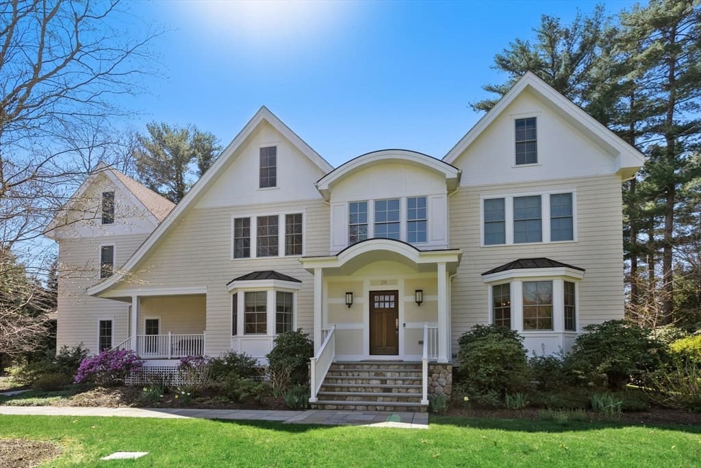 24 Oakdale Ave