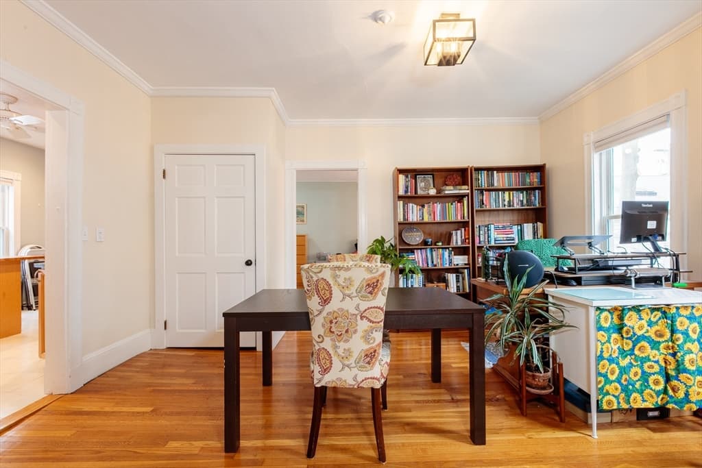 7 Cottage Avenue photo 5