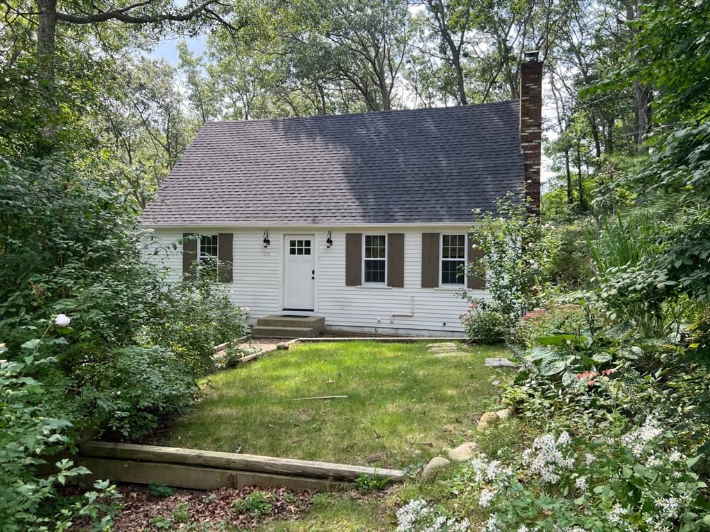 20 Crowell Rd