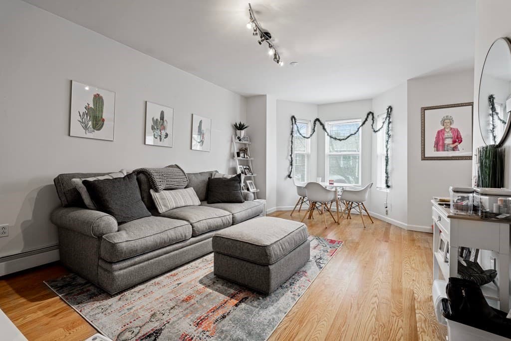 33 I St #2 photo 2