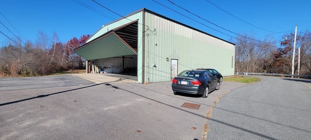 6 Westcoat Dr photo 3