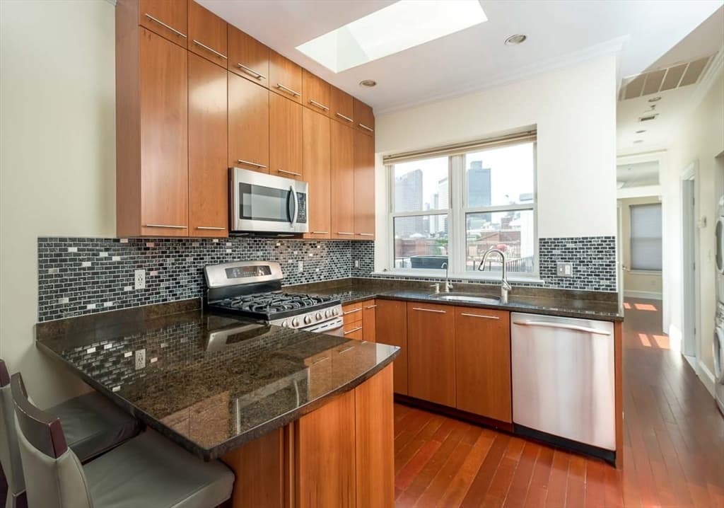 46 N. Bennet St #PH-6 photo 3