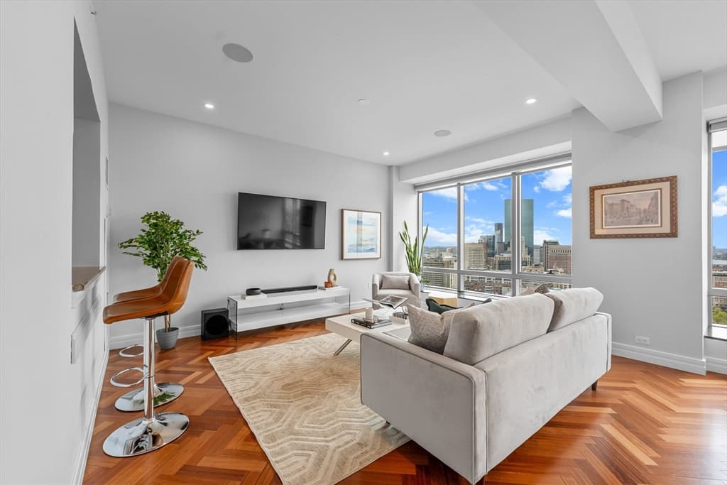 2 Avery Street #30D photo 3