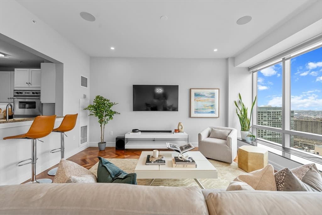 2 Avery Street #30D photo 5