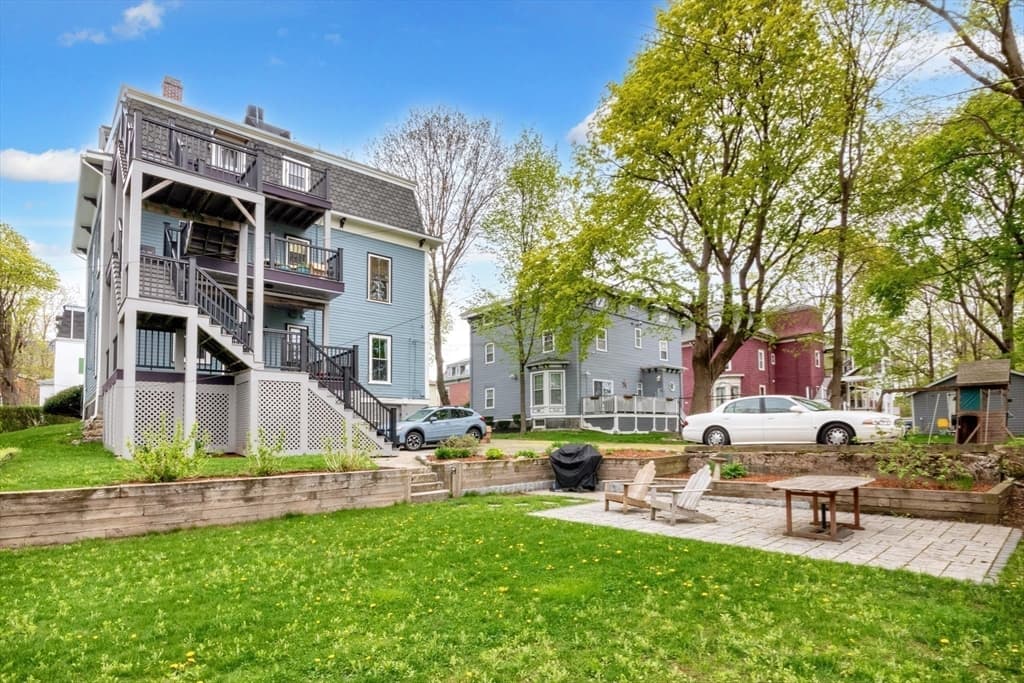 23 Van Winkle St #3 photo 4