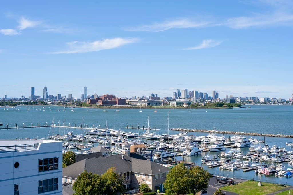 1001 Marina Dr #801