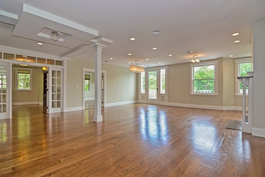 91 University Rd #2