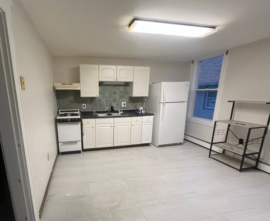 18 Webster Street #6 photo 3