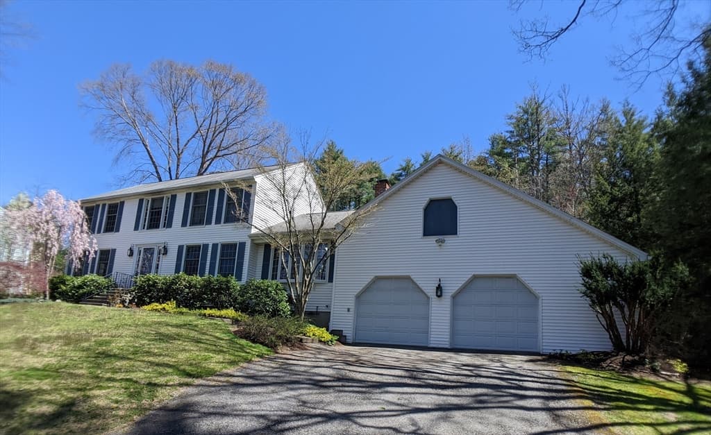 13 Knowlton Dr photo 3