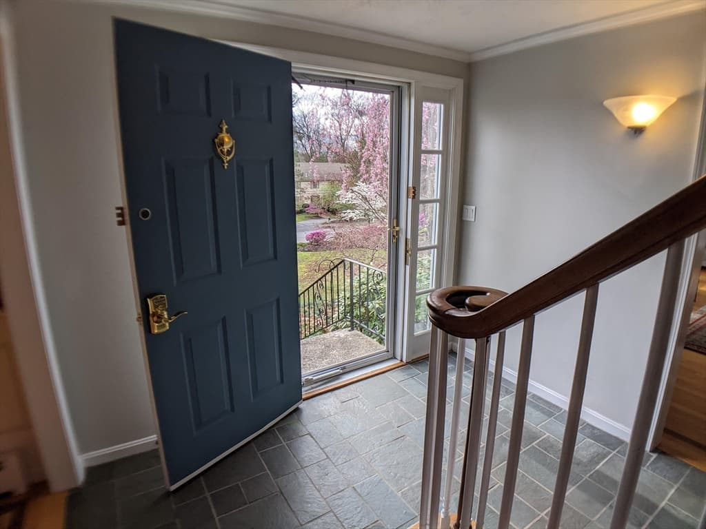 13 Knowlton Dr photo 5