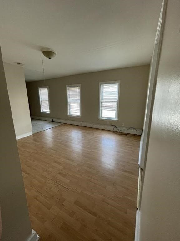 54 Portland St photo 5