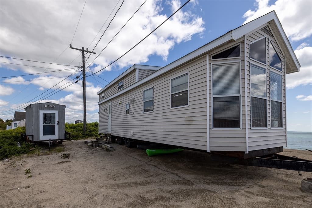 238 East Beach Rd