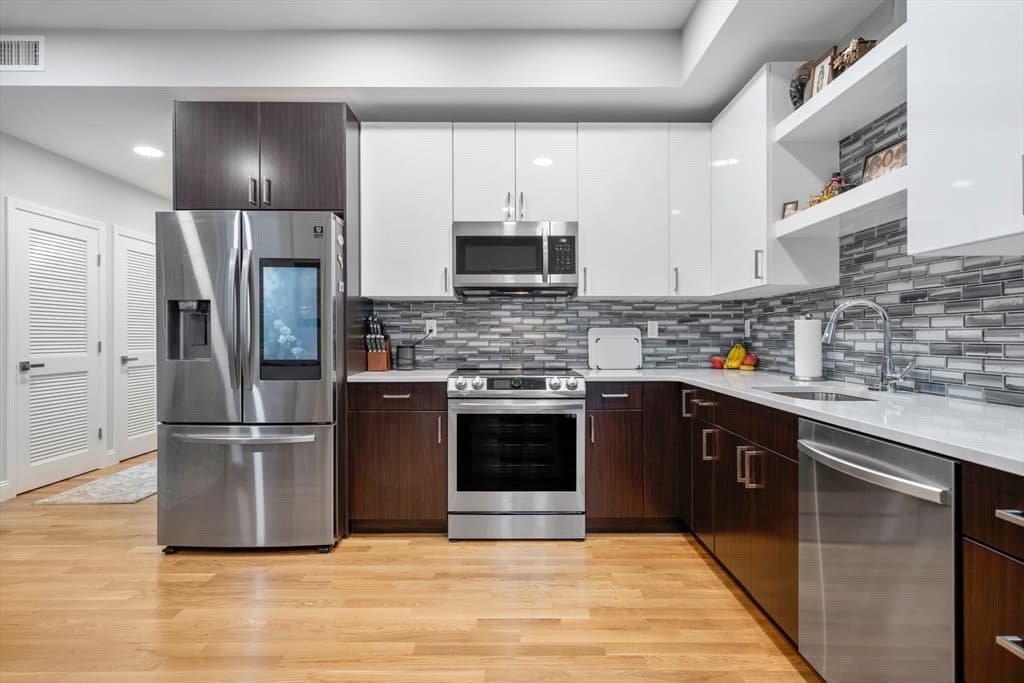 10 Taber Street #209 photo 2