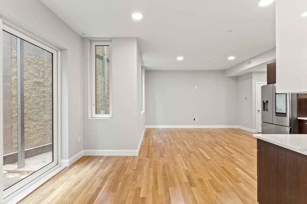 10 Taber Street #209 photo 3