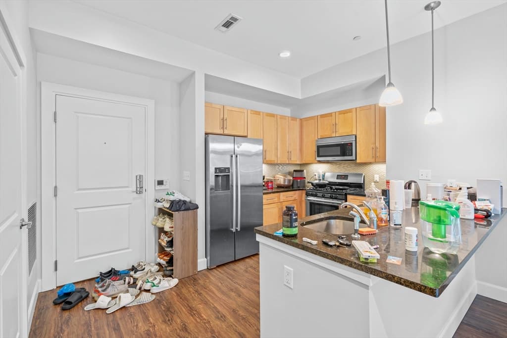 1501 Commonwealth Ave #103 photo 2