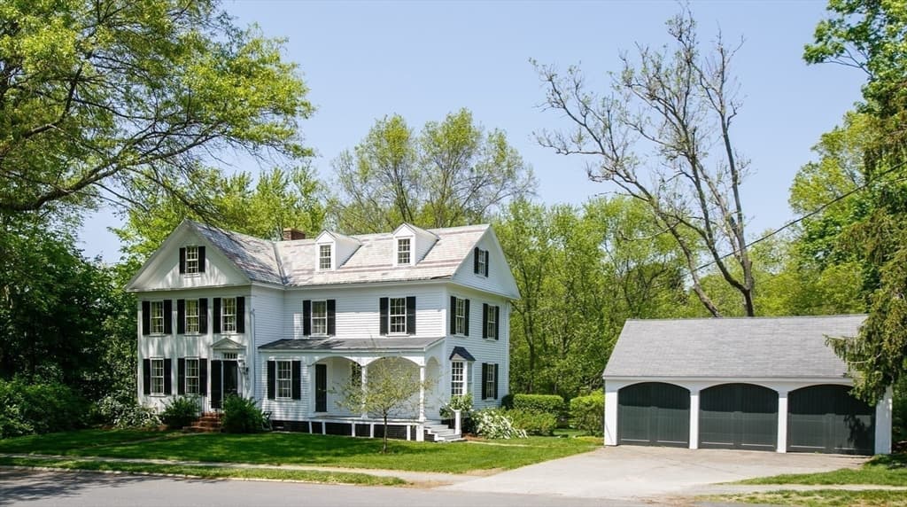 94 Elm St photo 3