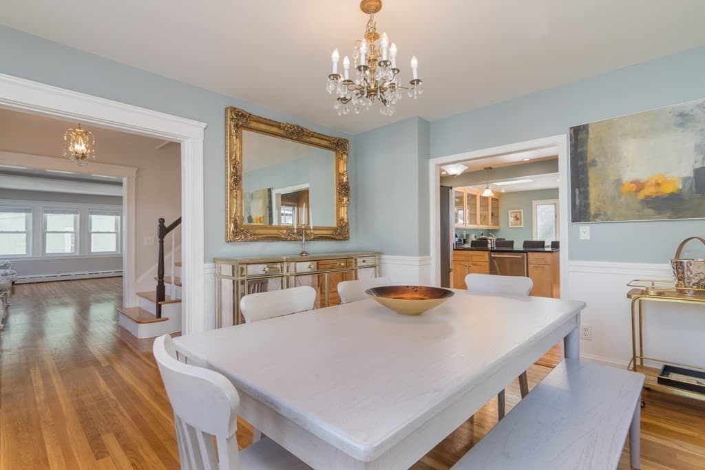 46 Cerdan Ave photo 4