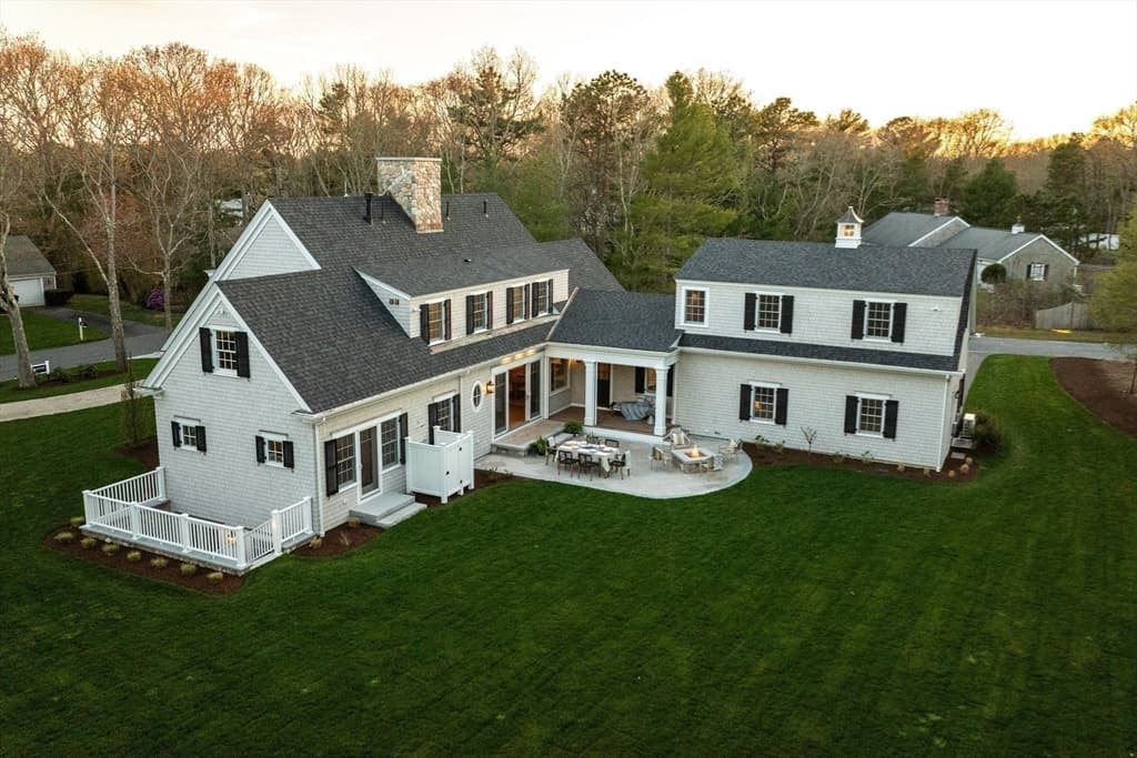 8 Nutmeg Ln photo 3