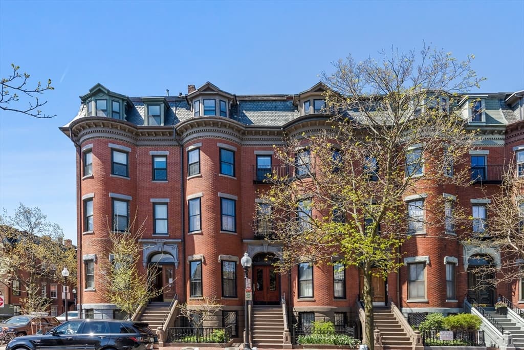 26 Dartmouth Street #1