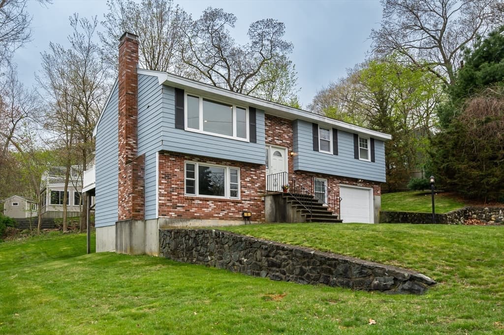 8 Glen Ave photo 2