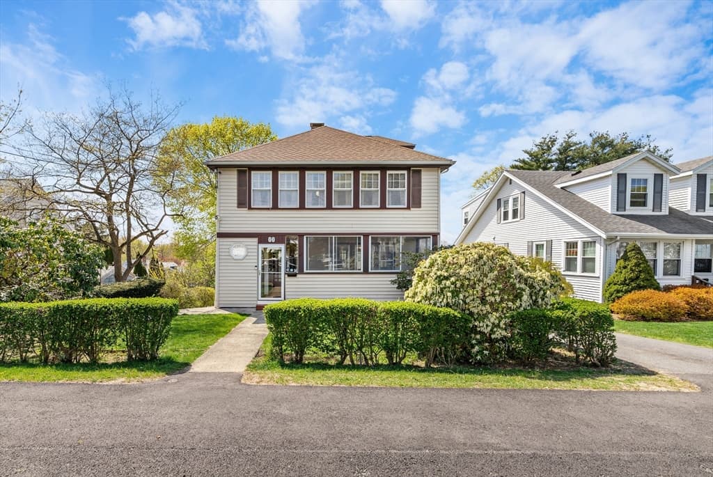 77 Coolidge Ave