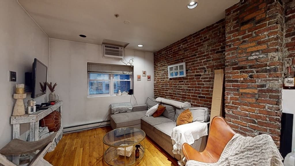 91 Prince St. #3 photo 2