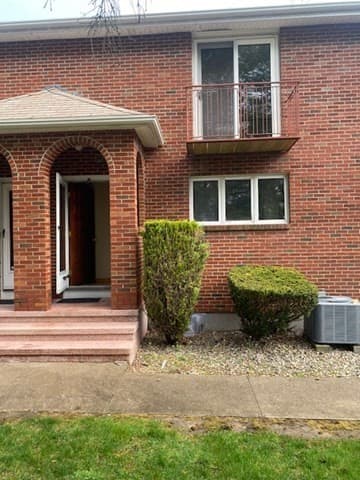 417 Brown St #2 photo 2