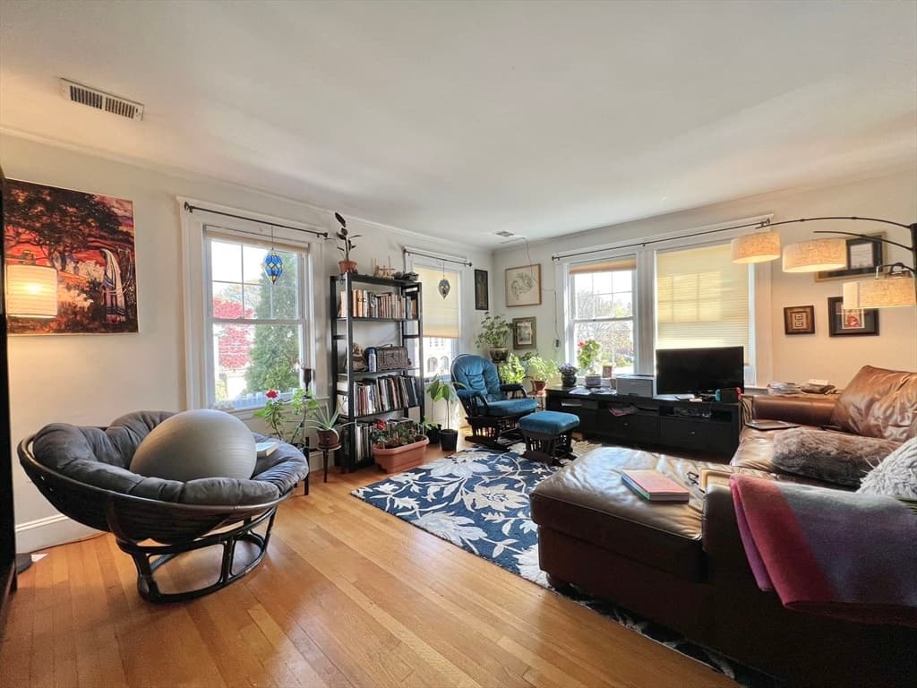 23 Milo St #23