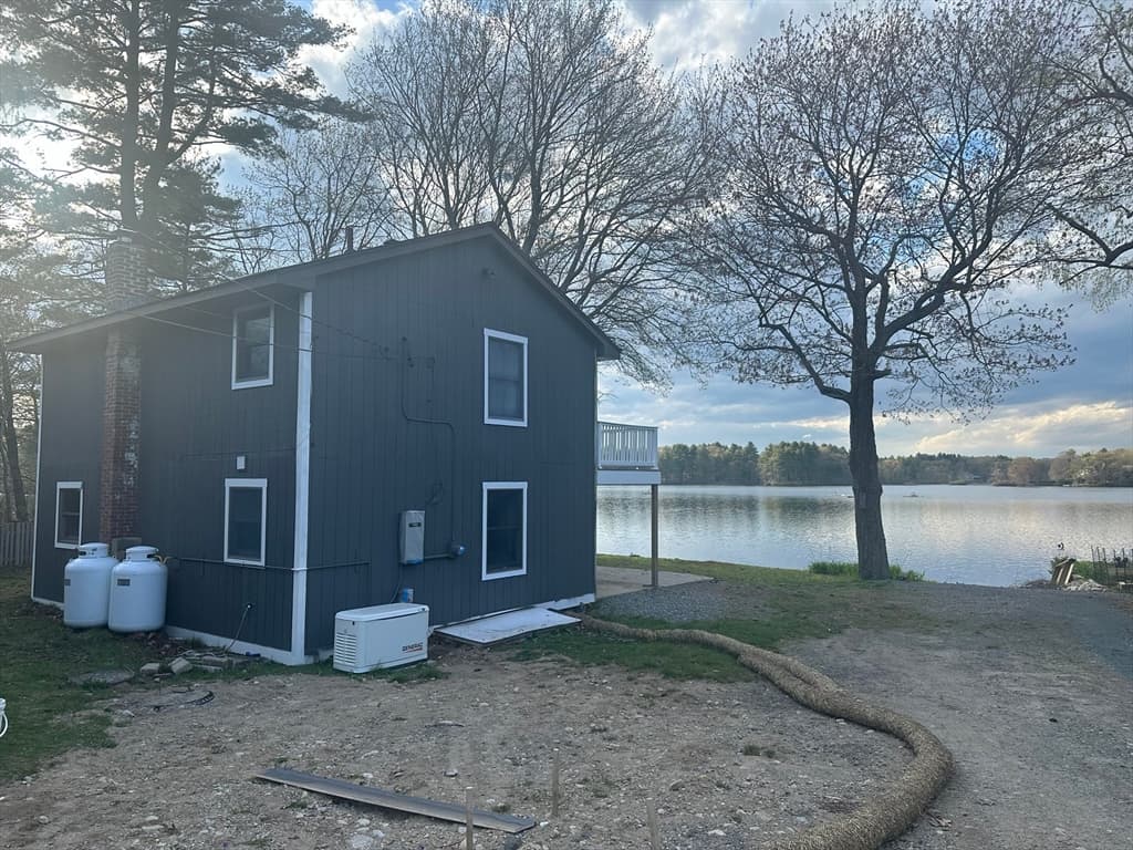 81 Ridge Rd