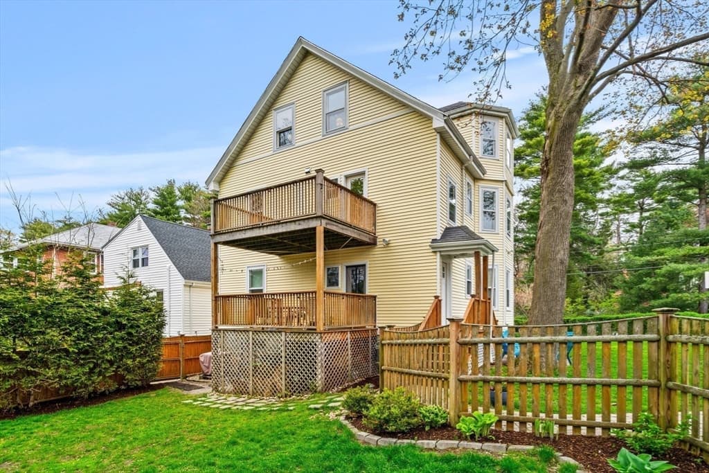 89 Walk Hill St #2 photo 2