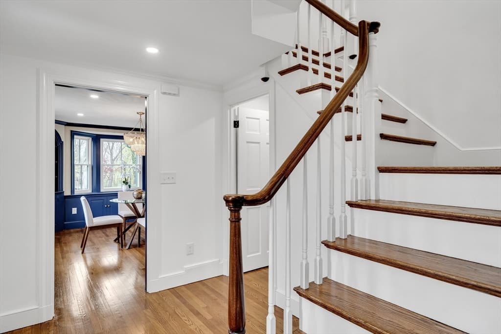 16 Ardley Place photo 4