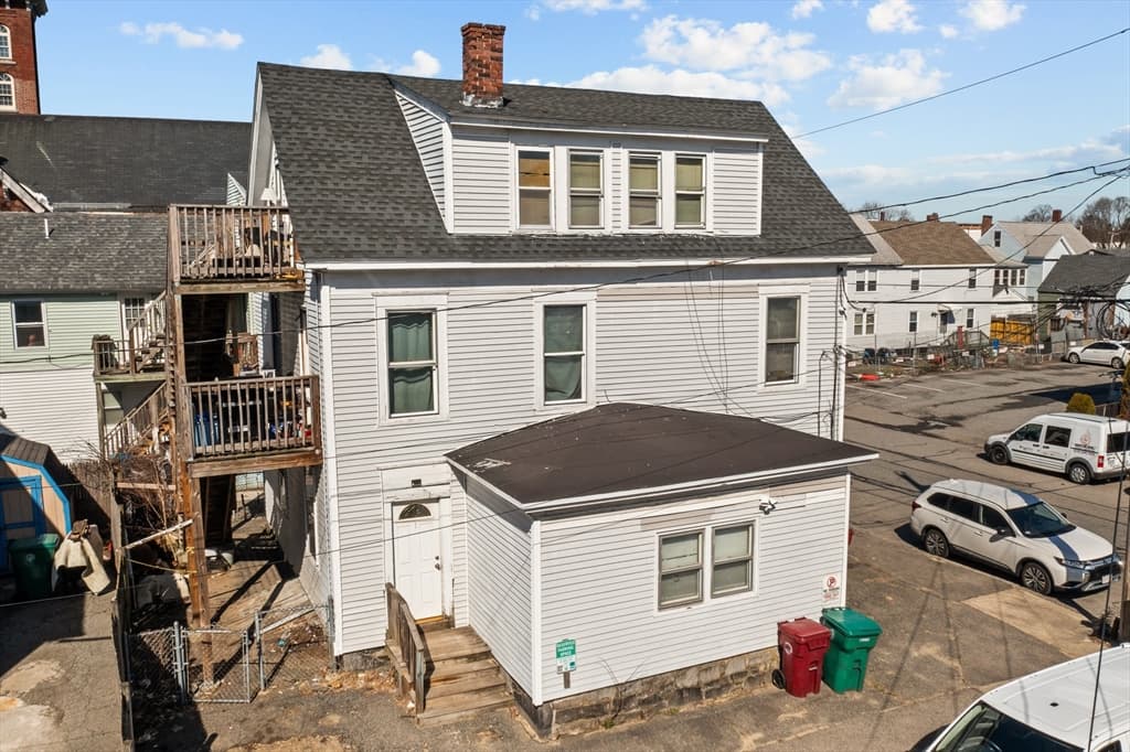37 4th St photo 3