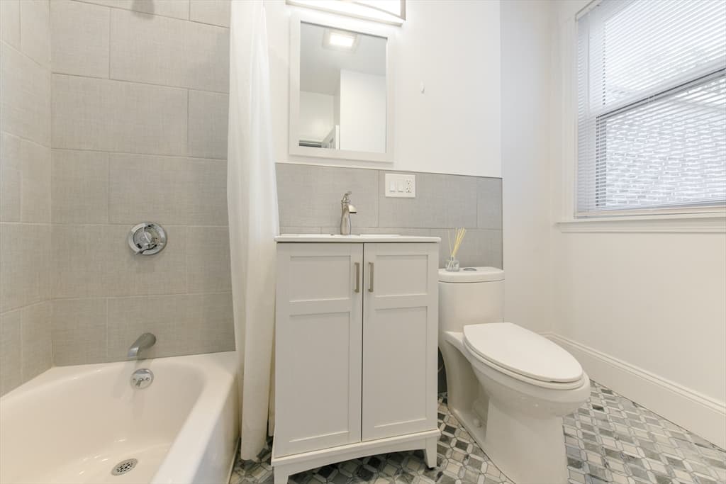 107 Harrishof St #3 photo 5