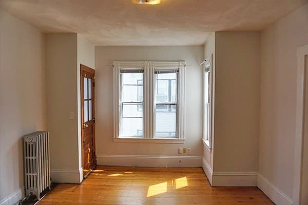 141 Brown St #2R photo 3