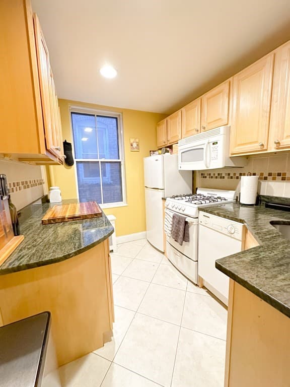 11 Irving St. #3 photo 3