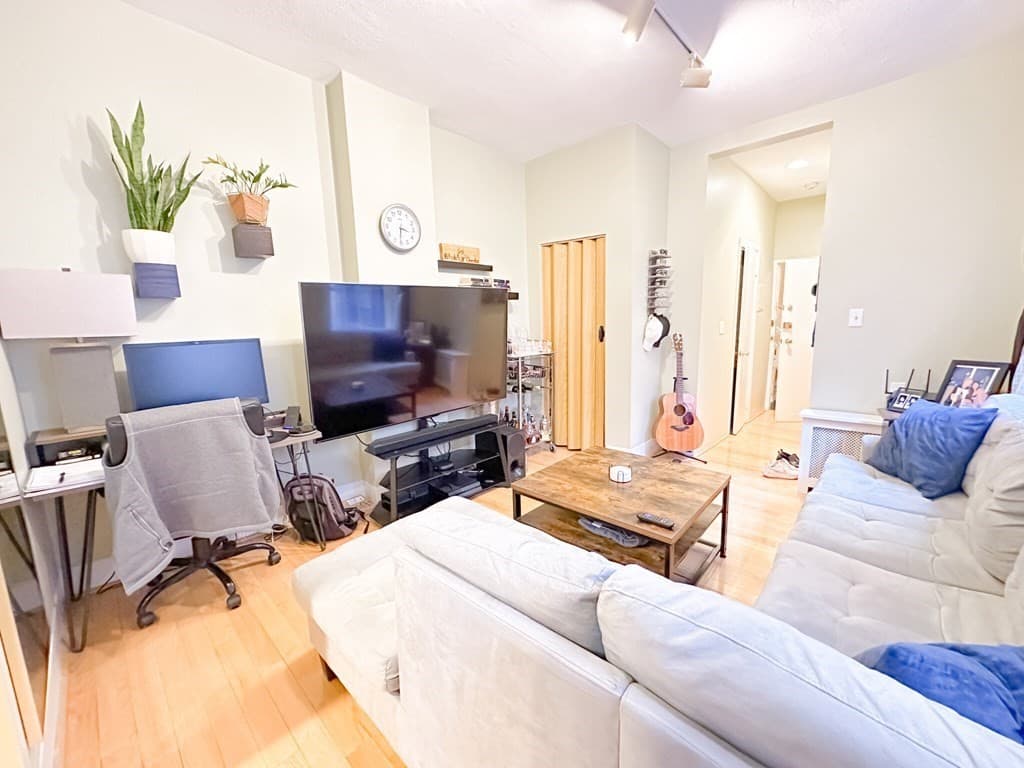 11 Irving St. #3