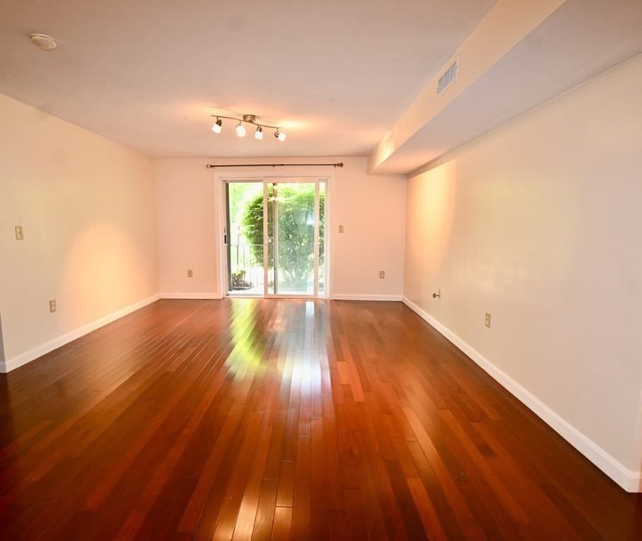 350 Neponset St #A photo 2