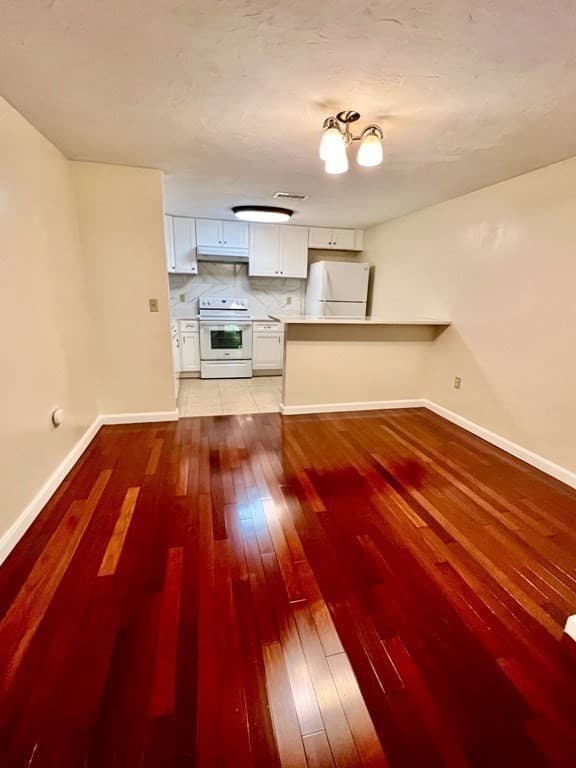 350 Neponset St #A photo 3
