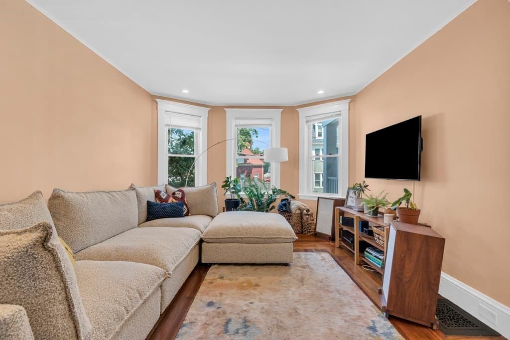 103 Dix St #1 photo 3