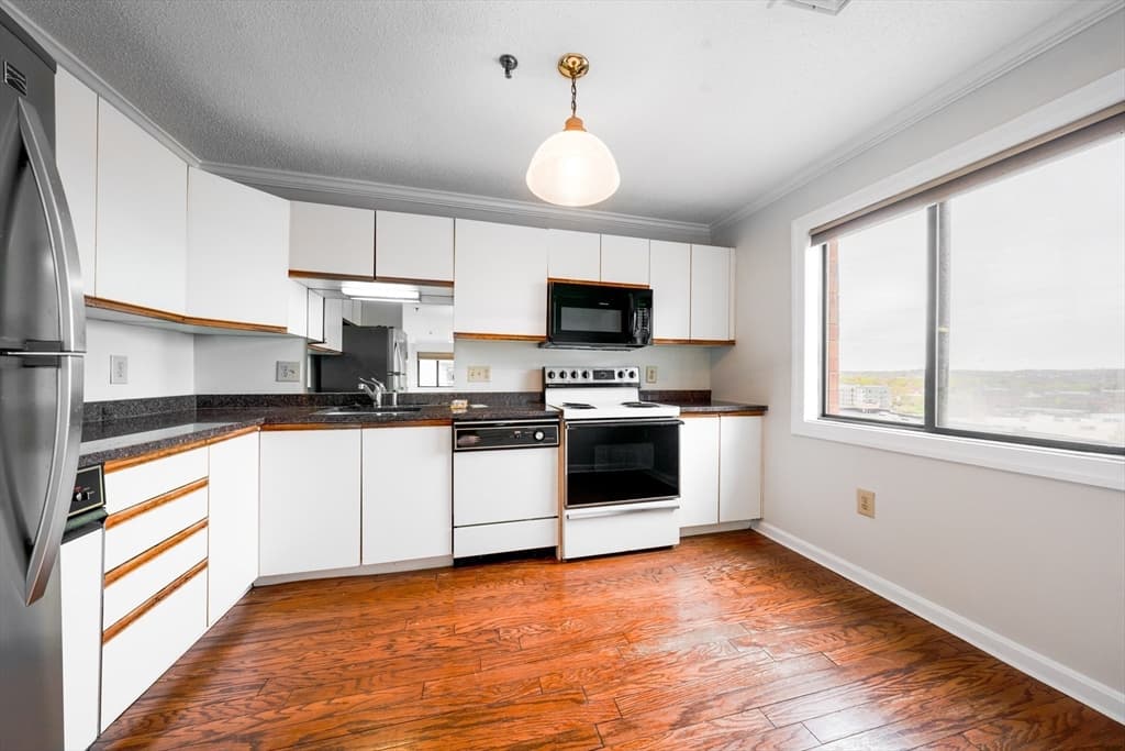3920 Mystic Valley Pkwy #918 photo 2