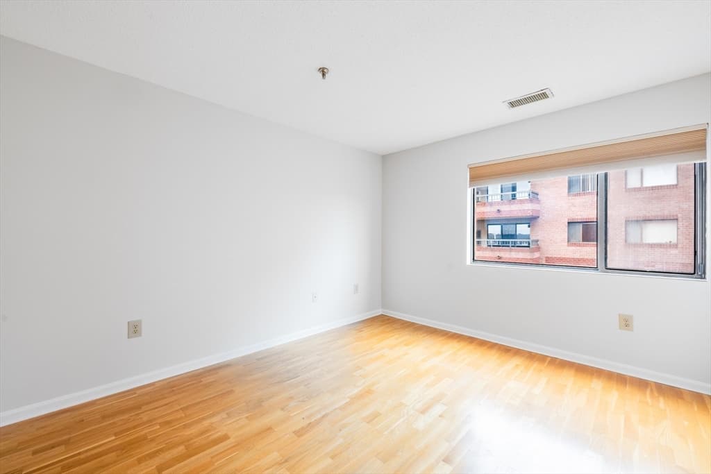 3920 Mystic Valley Pkwy #918 photo 4