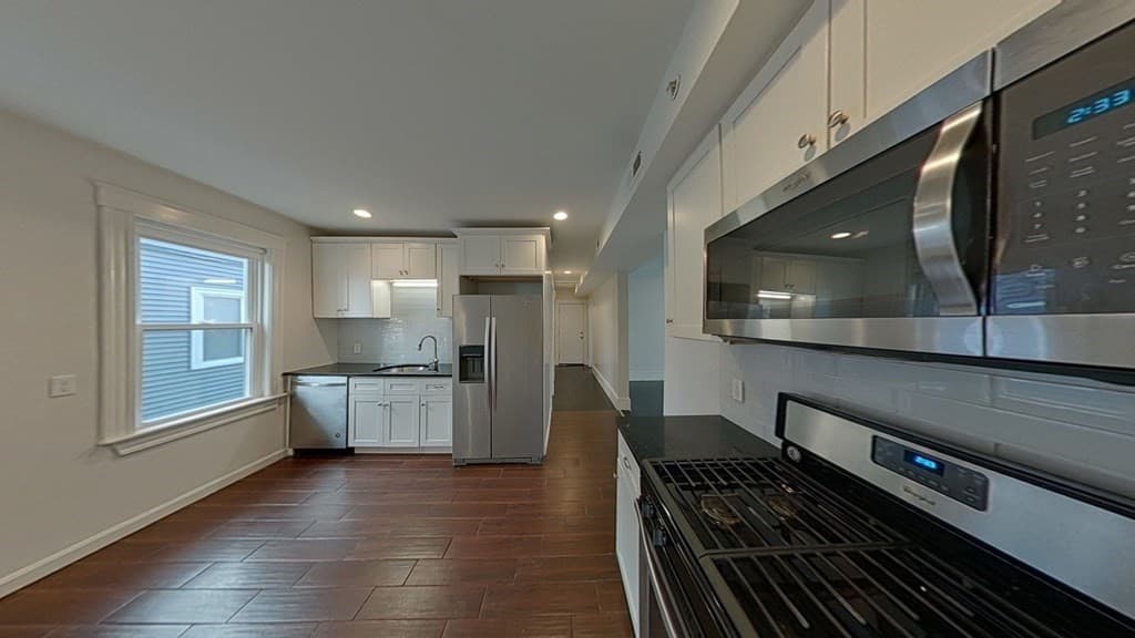 15 Bayside Street #1 photo 2