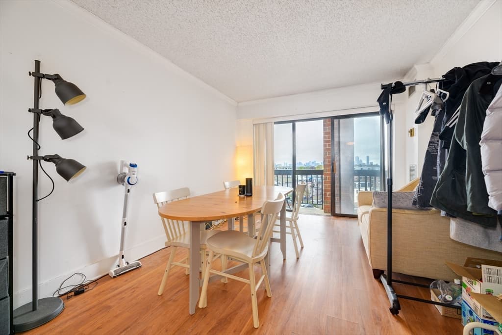 15 N Beacon St #616 photo 3