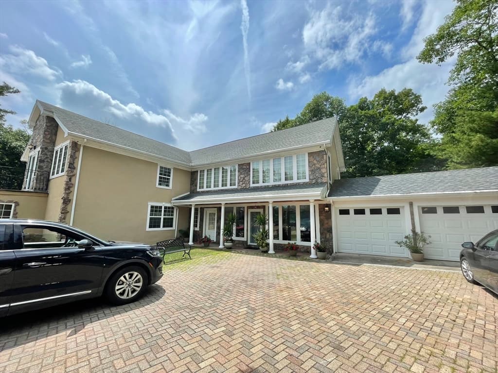 62 Golden Hills Rd photo 5