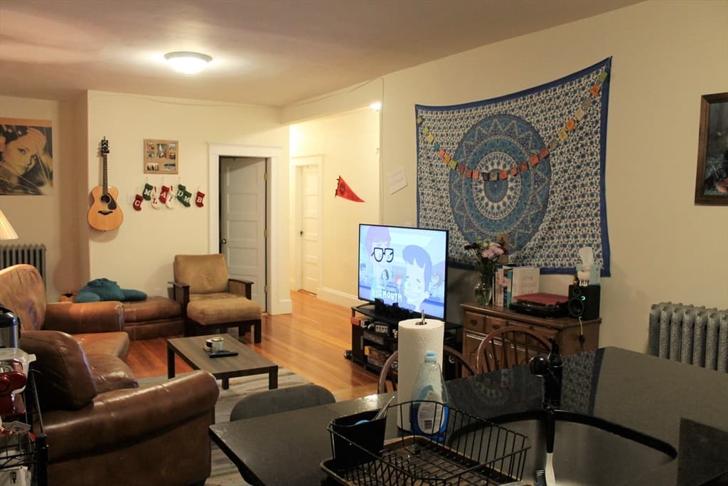 95 Hillside Street #2 photo 3