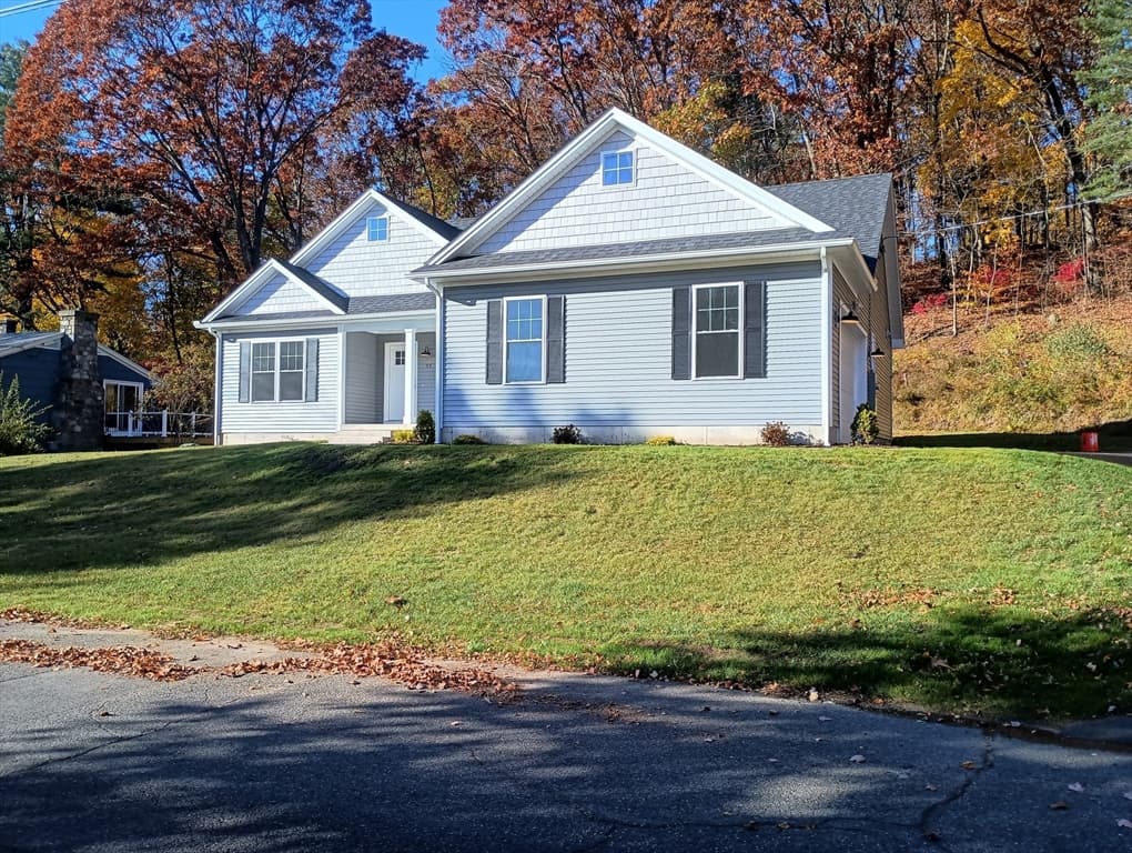 55 Eastern Avenue photo 3