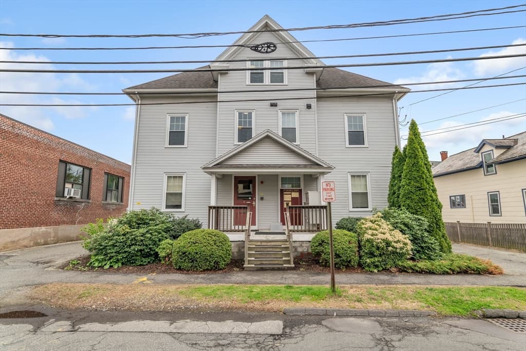 6 Trumbull Rd